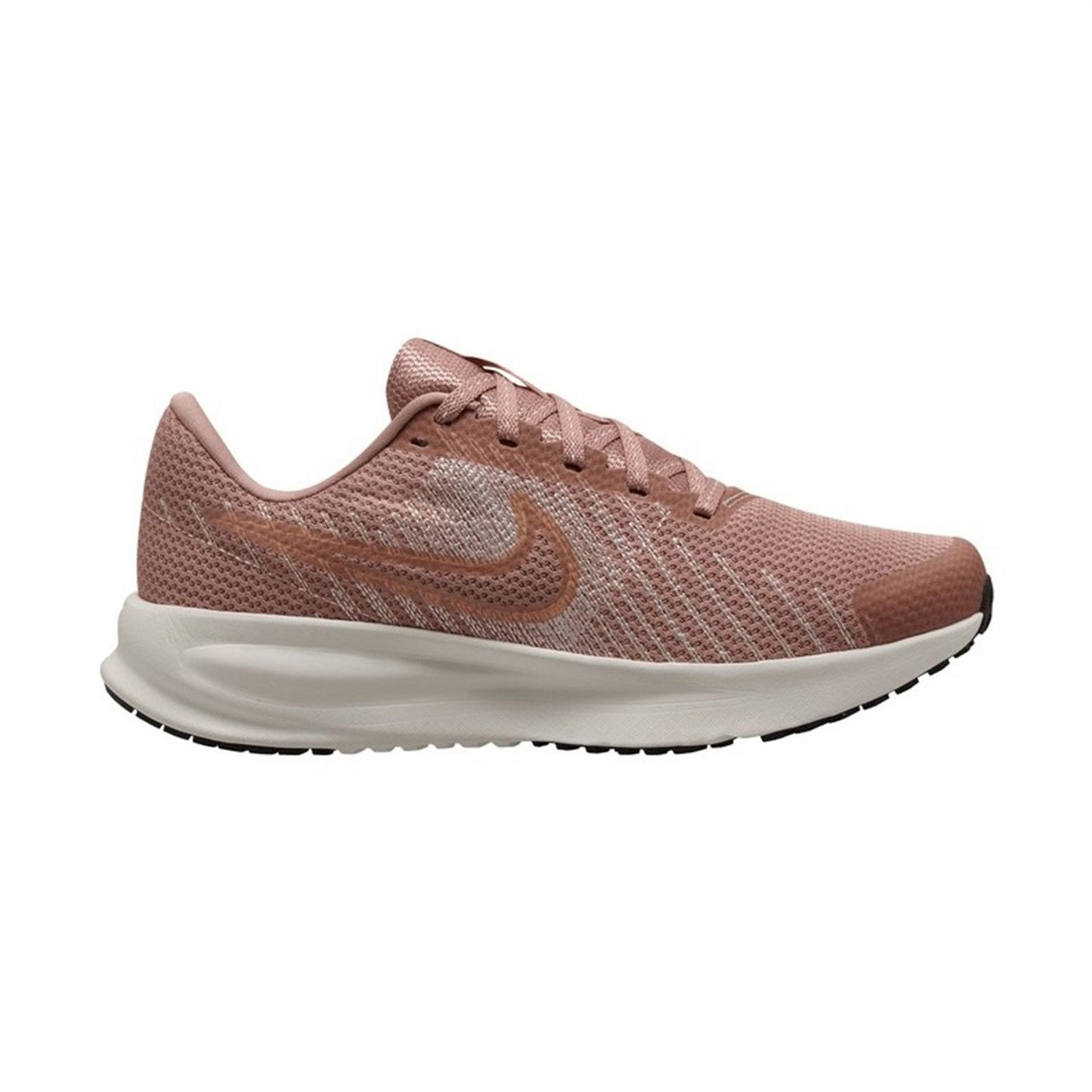 Nike Women’s Everyday Casual Sneakers