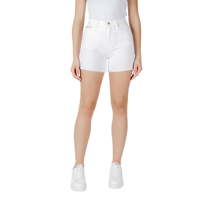 Calvin Klein Jeans white cotton women's shorts with button and zip closure for summer style